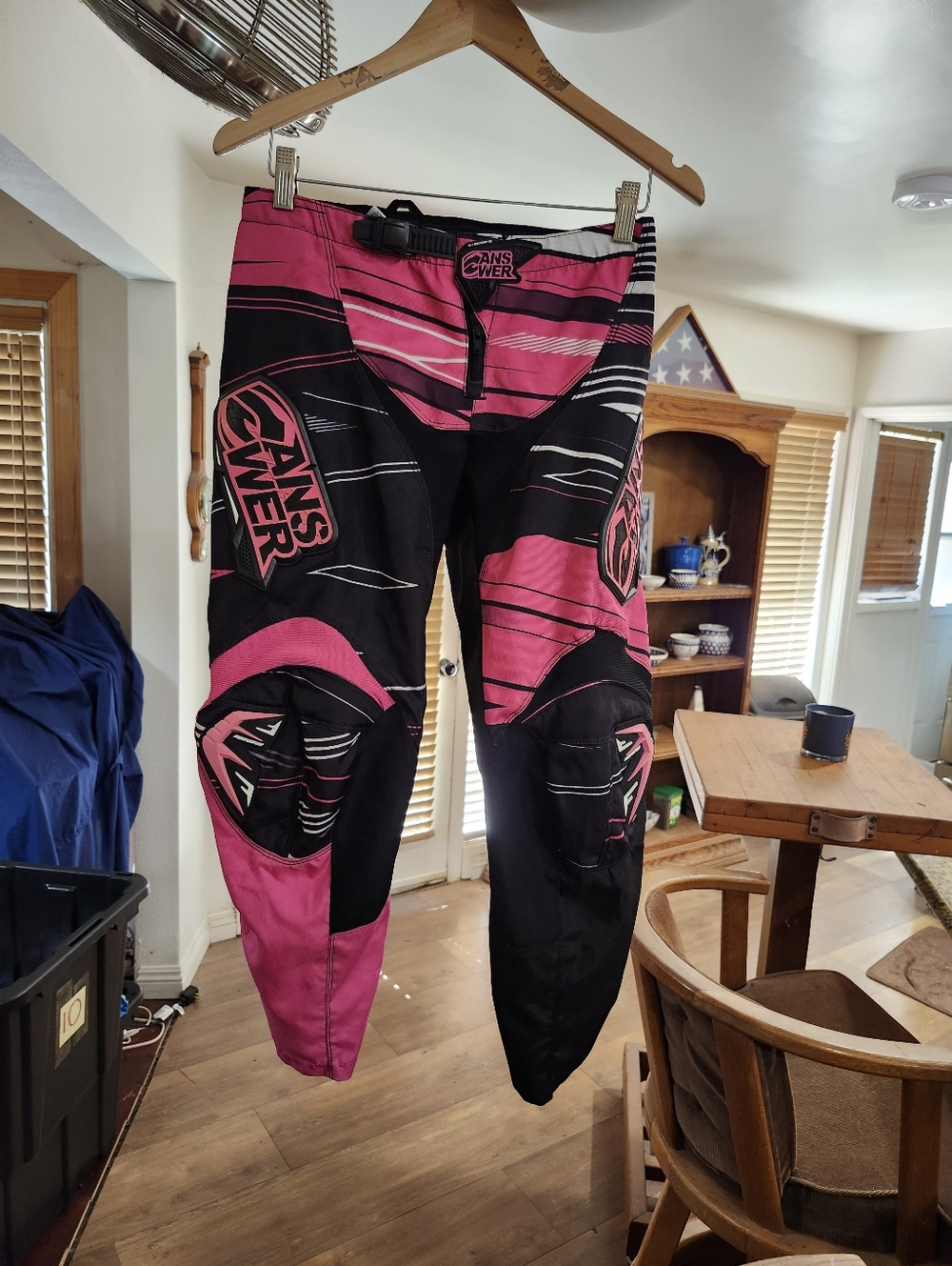 Answer Syncron Womens Motocross Pants In Black and Fuchia Pink Size 4 (WMX)